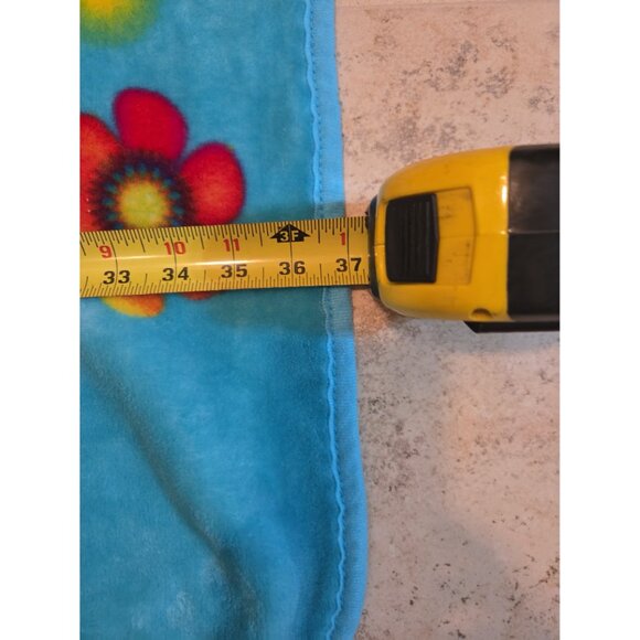 Trolls Be True Fleece Blanket - Picture 4 of 5